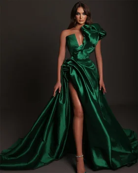 Elegantiškas Žalią Vakarinę Suknelę, Vieną Petį, Uždusęs Rankovių Šalis Suknelės Pagal Užsakymą Pagaminti Pusės Split Grindų Ilgio, Grakštus Prom Chalatai